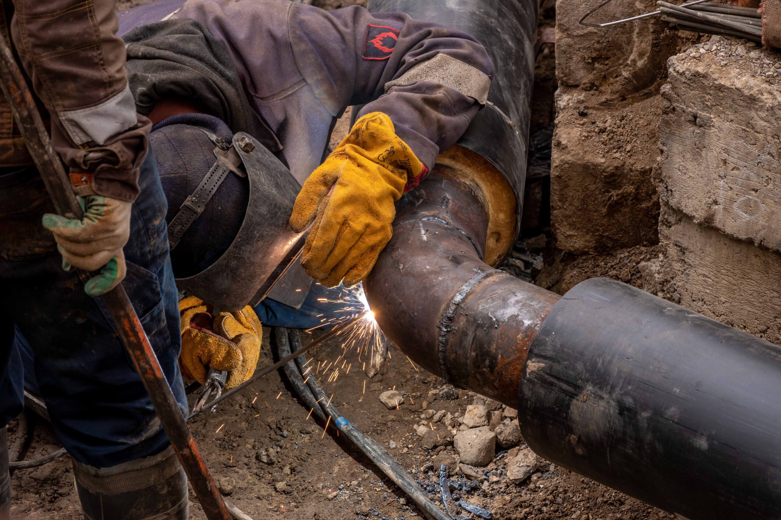 How Weather and Ambient Conditions Affect Field Welding Quality